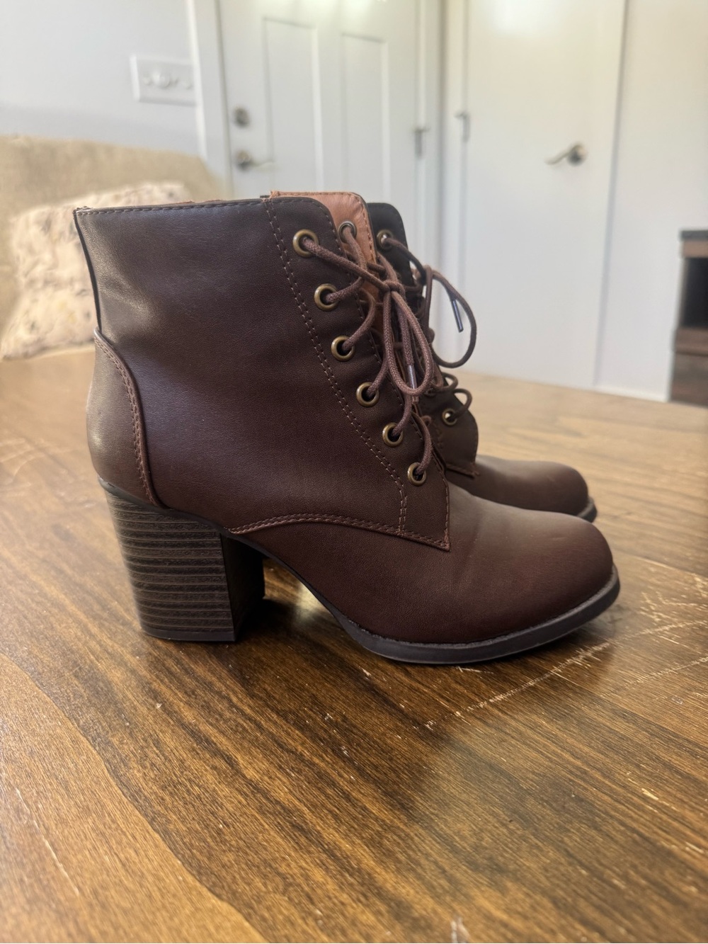 Women's Brown Lace-Up Chunky Heel Ankle Boots